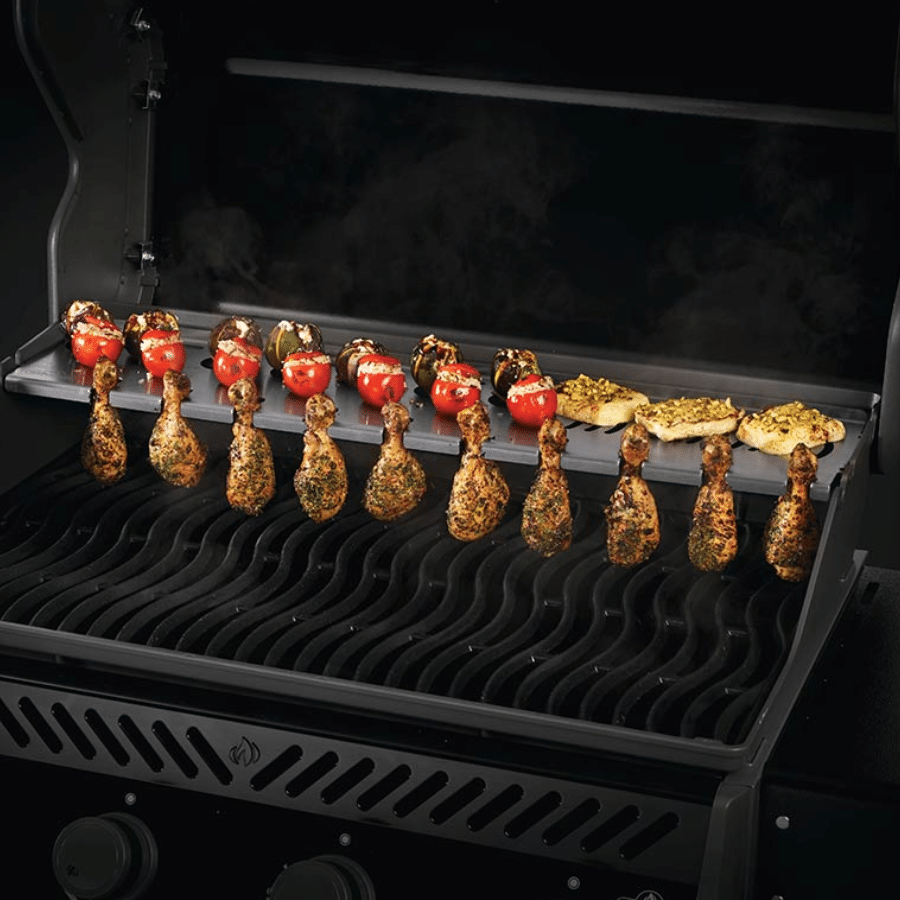 Inserție multifuncțională pentru raftul de încălzire Rogue 525 Napoleon 71502 lifestyle