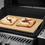 Piatră pizza dreptunghiulară 51x34 cm Napoleon 70008 lifestyle