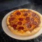 Piatră Pizza ModiFIRE Traeger BAC802